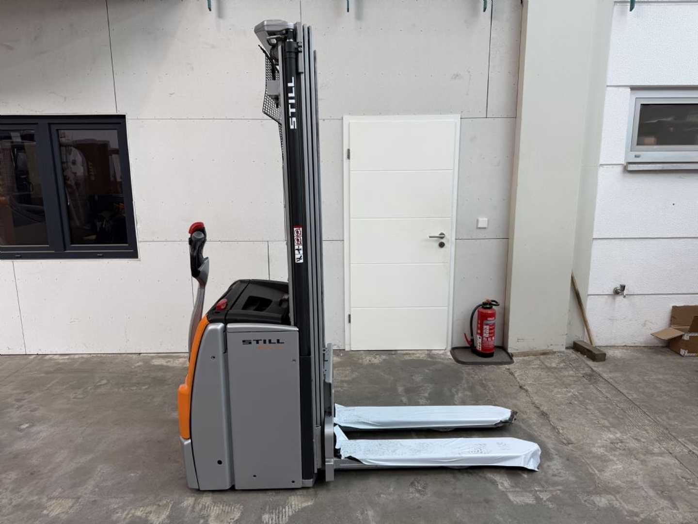 Used Forklift STILL EXV 16 / 2436 Std. / Akku NEU Balstdakšu krautņotājs ar dīseli (Image 2)