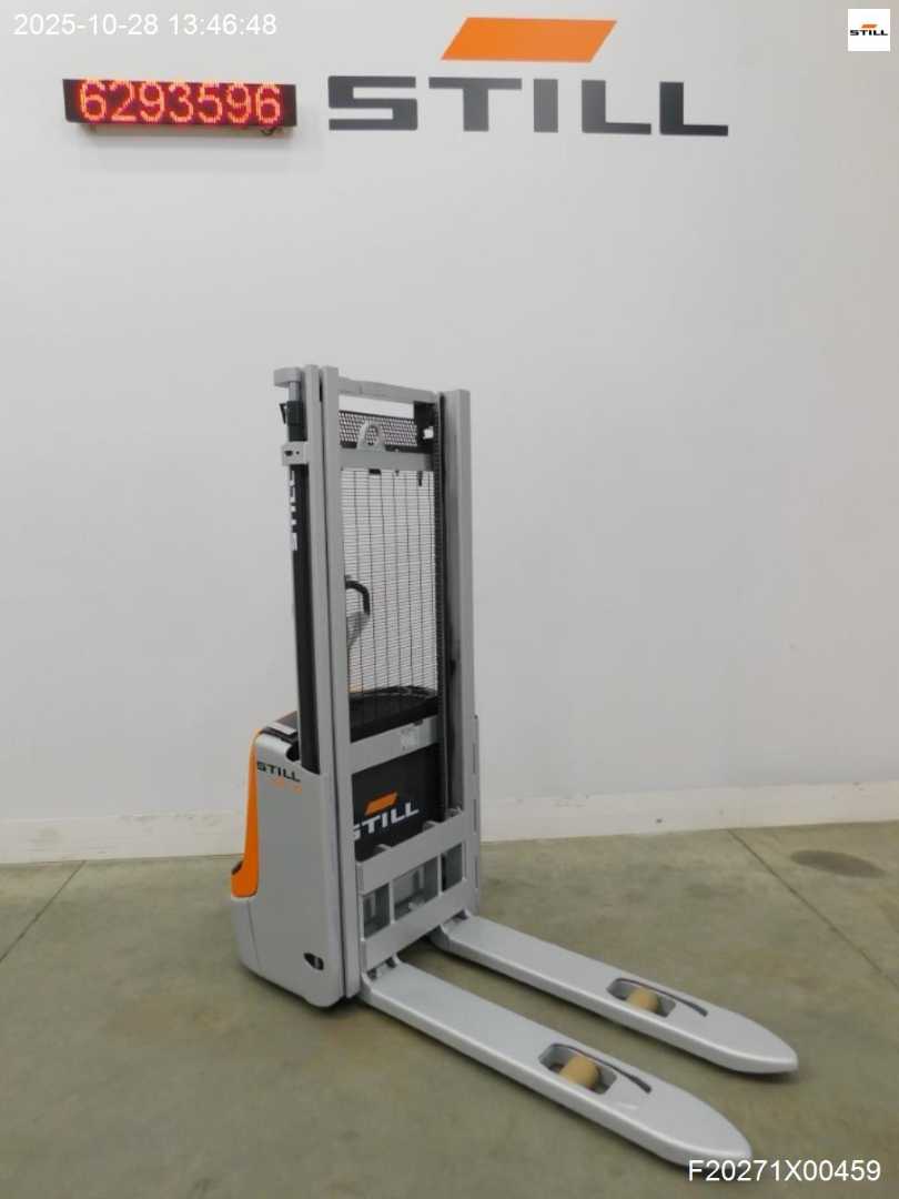 Used Forklift STILL EXV10 Balstdakšu krautņotājs ar dīseli (Image 2) Used Forklift STILL EXV10 Balstdakšu krautņotājs ar dīseli (Image 2)