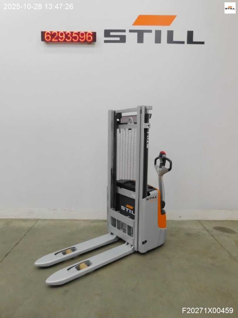 Used Forklift STILL EXV10 Balstdakšu krautņotājs ar dīseli (Image 4) Used Forklift STILL EXV10 Balstdakšu krautņotājs ar dīseli (Image 4)