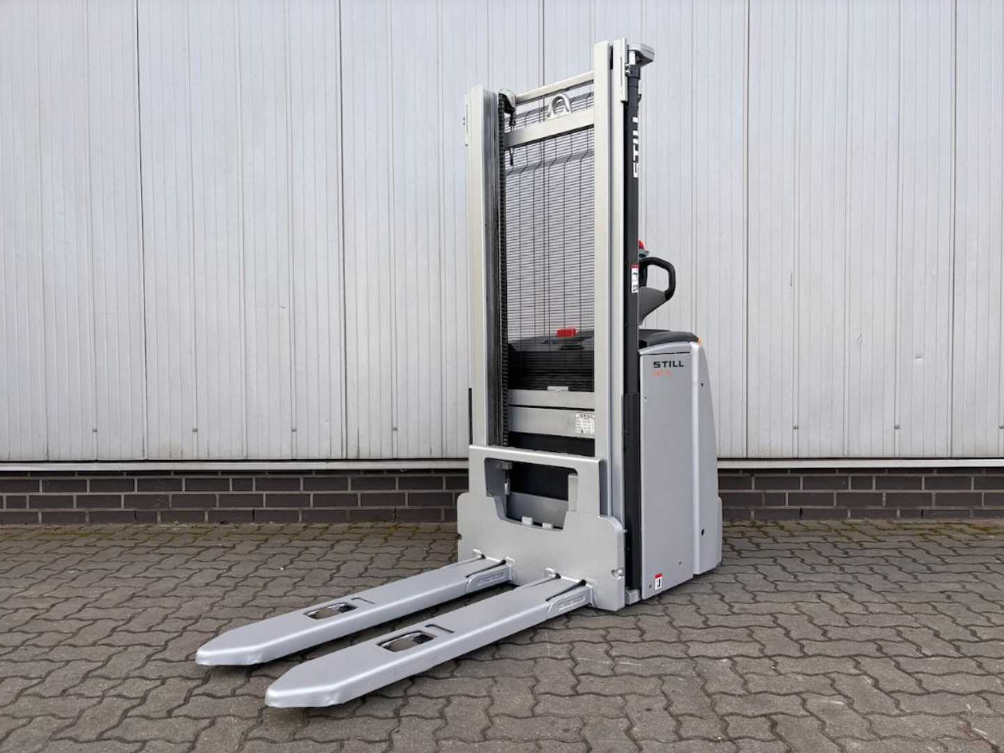 Used Forklift STILL EXV14 | Neue Batterie Balstdakšu krautņotājs ar dīseli (Image 3)