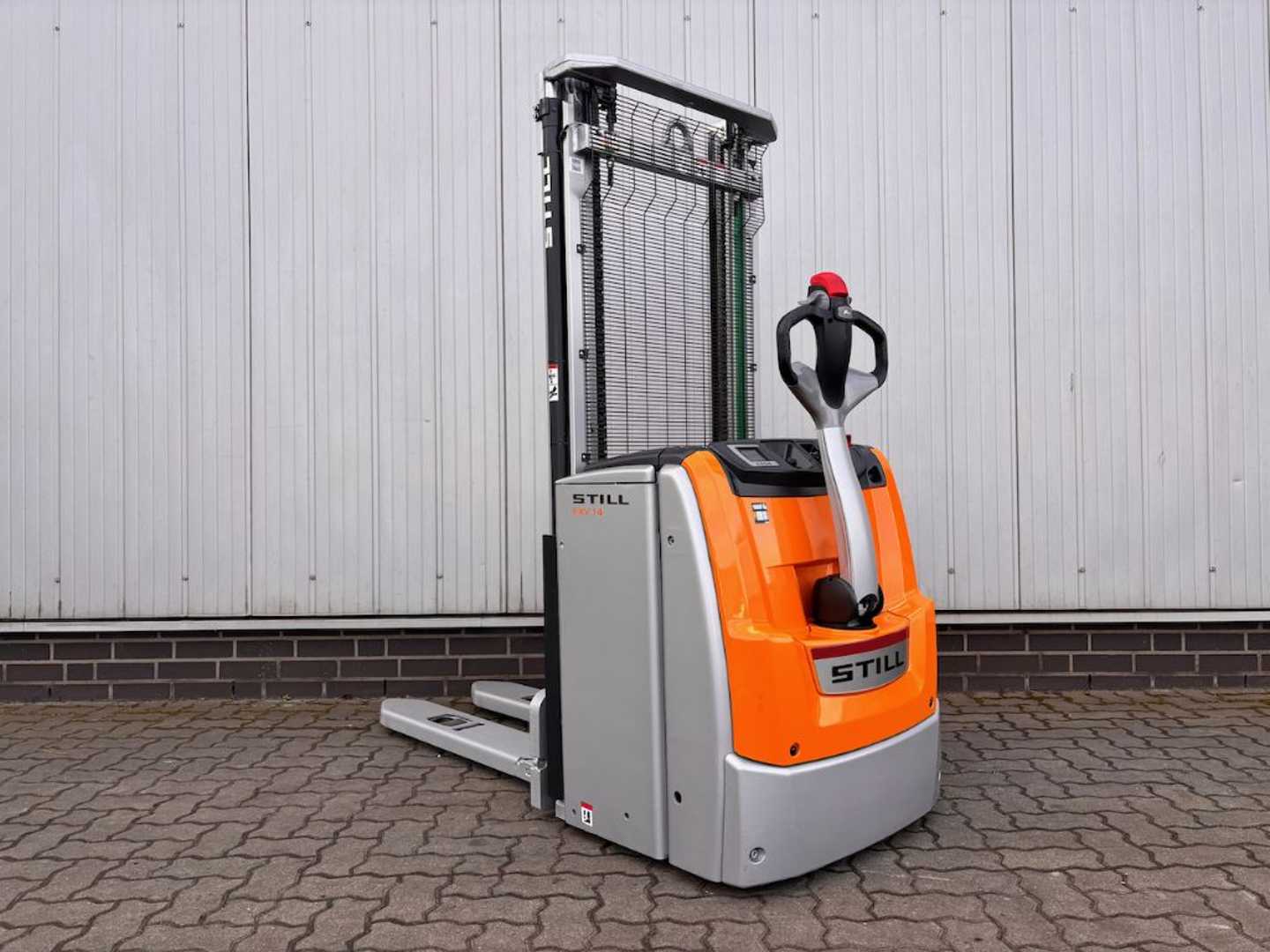 Used Forklift STILL EXV14 | Neue Batterie Balstdakšu krautņotājs ar dīseli (Image 4)