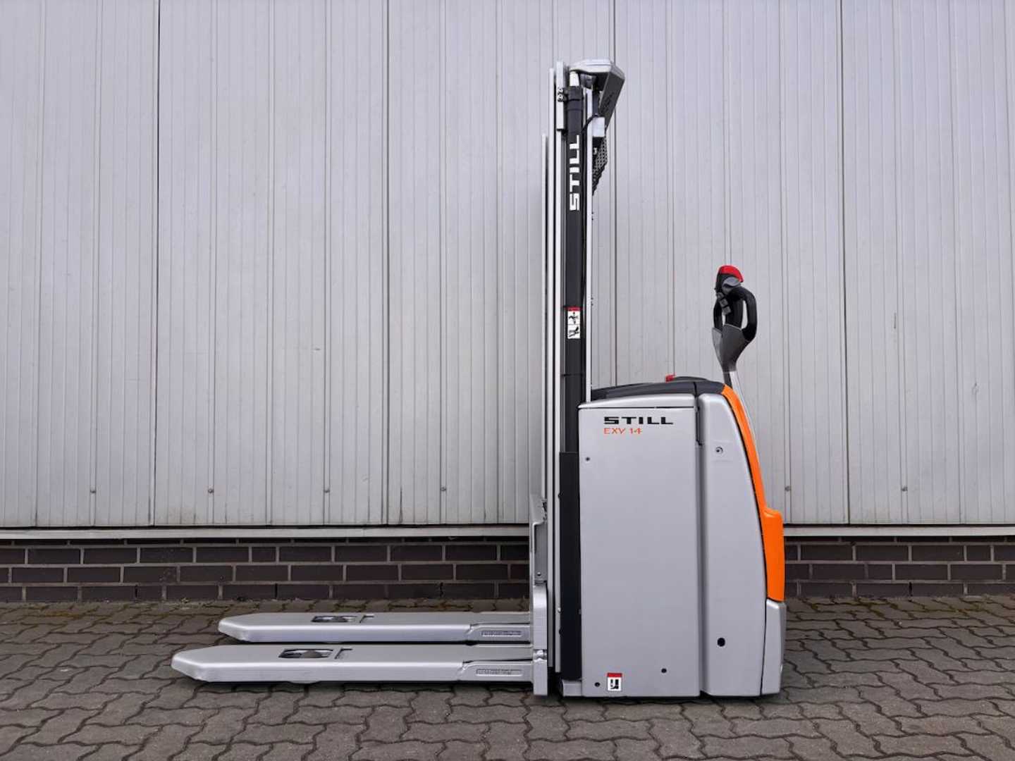 Used Forklift STILL EXV14 | Neue Batterie Balstdakšu krautņotājs ar dīseli (Image 7)