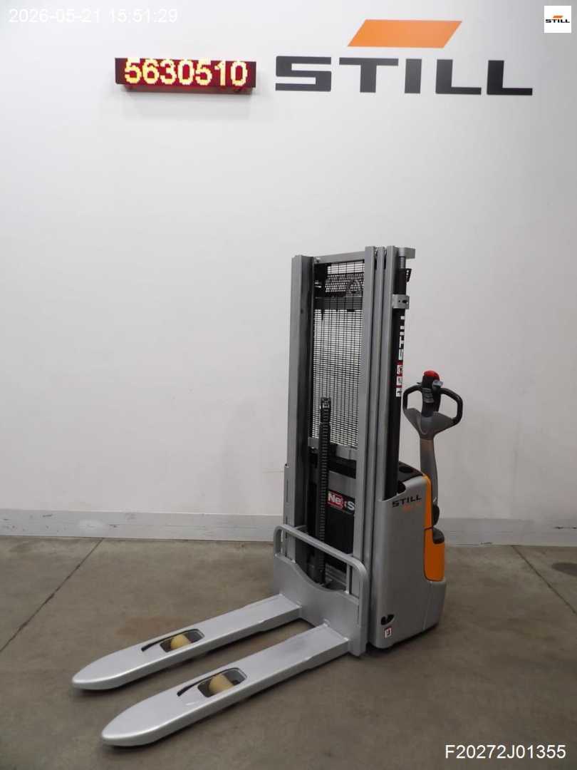 Used Forklift STILL EXV12 Balstdakšu krautņotājs ar dīseli (Image 3) Used Forklift STILL EXV12 Balstdakšu krautņotājs ar dīseli (Image 3)