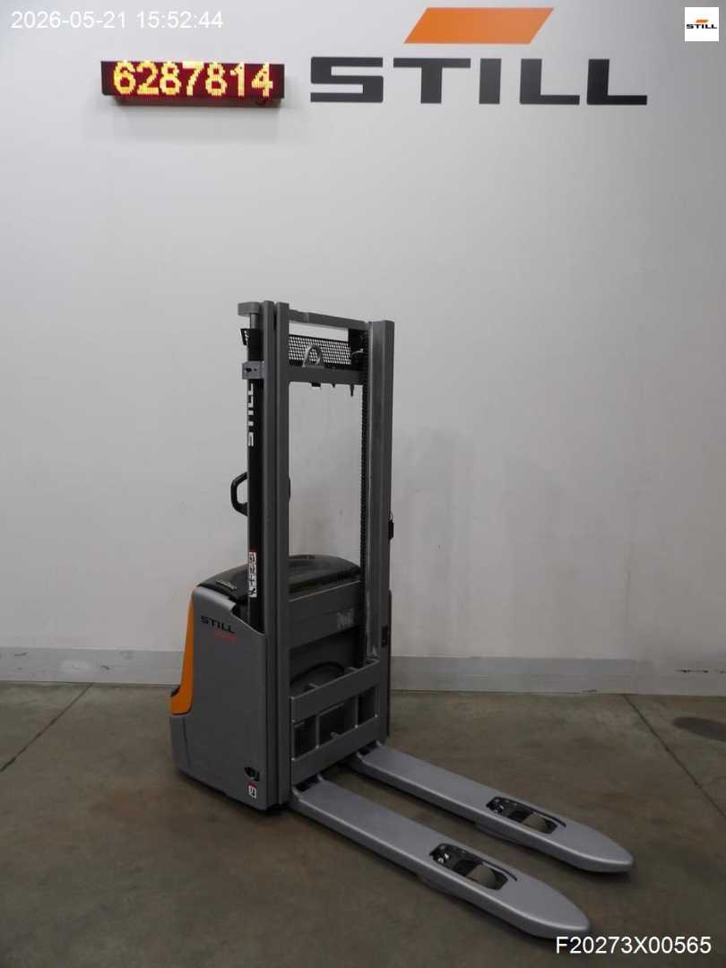 Used Forklift STILL EXV12I Balstdakšu krautņotājs ar dīseli (Image 3) Used Forklift STILL EXV12I Balstdakšu krautņotājs ar dīseli (Image 3)