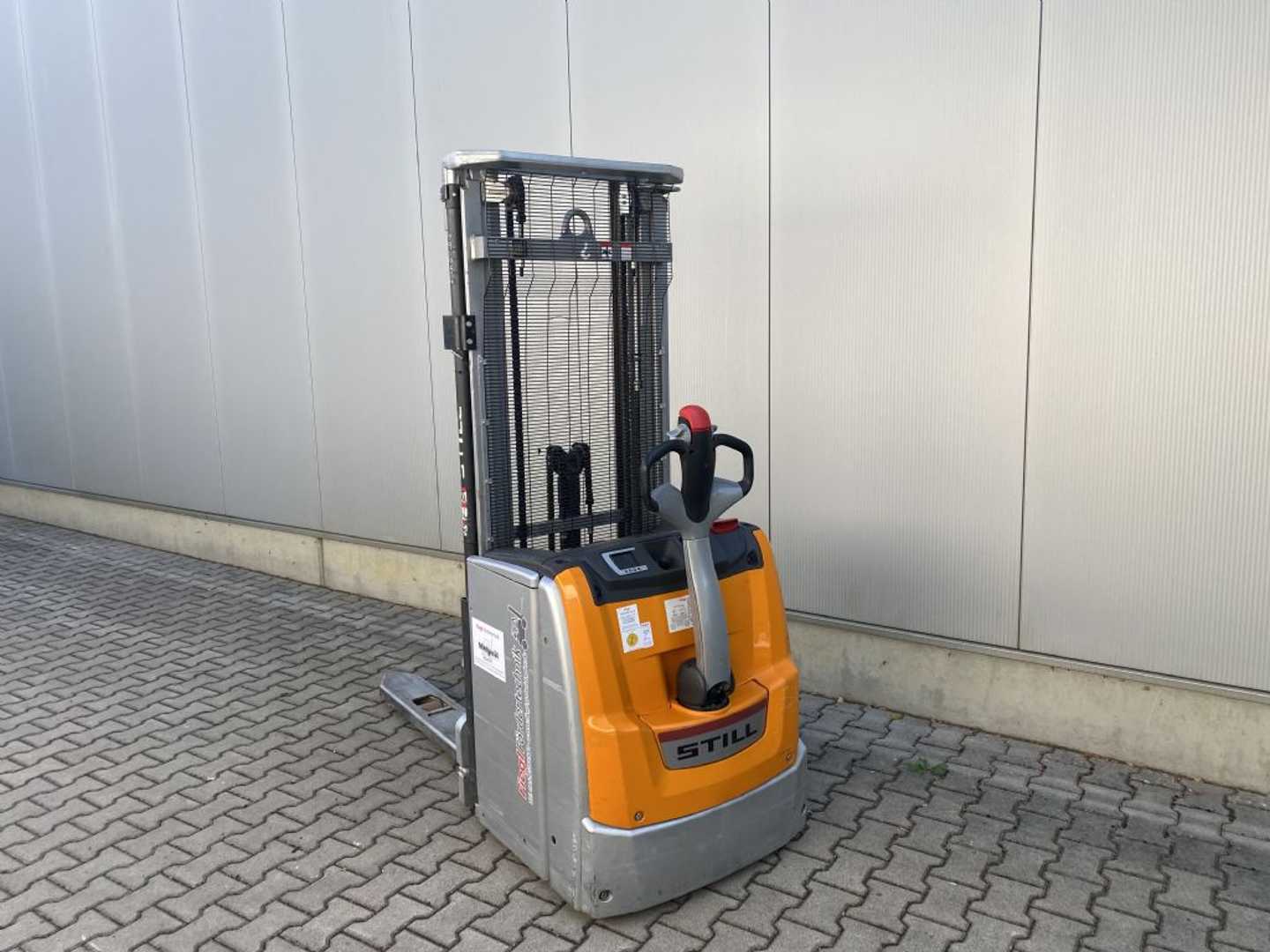Used Forklift STILL EXV14 Balstdakšu krautņotājs ar dīseli (Image 1) Used Forklift STILL EXV14 Balstdakšu krautņotājs ar dīseli (Image 1)