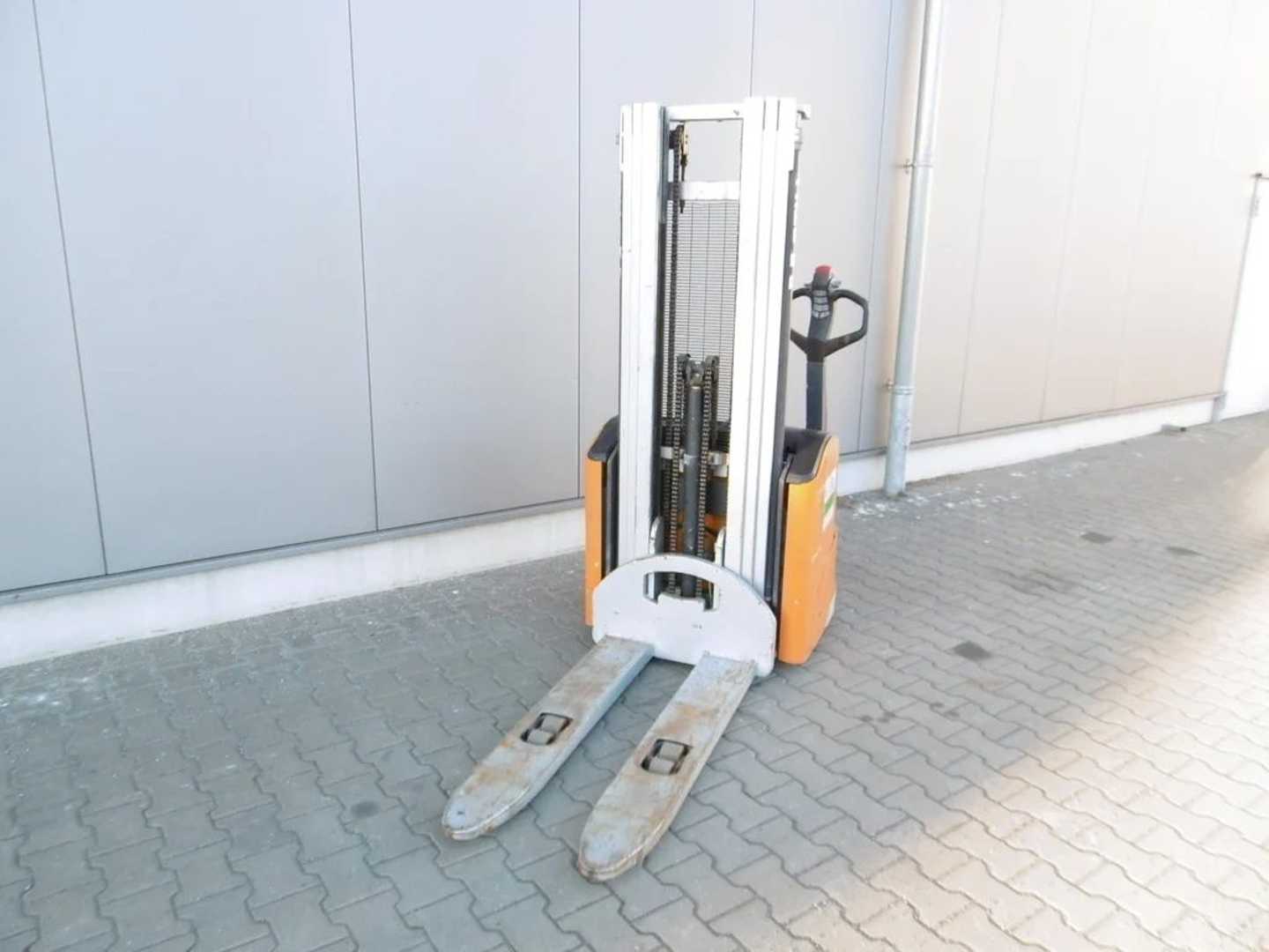 Used Forklift STILL EGV 16 Balstdakšu krautņotājs ar dīseli (Image 7) Used Forklift STILL EGV 16 Balstdakšu krautņotājs ar dīseli (Image 7)
