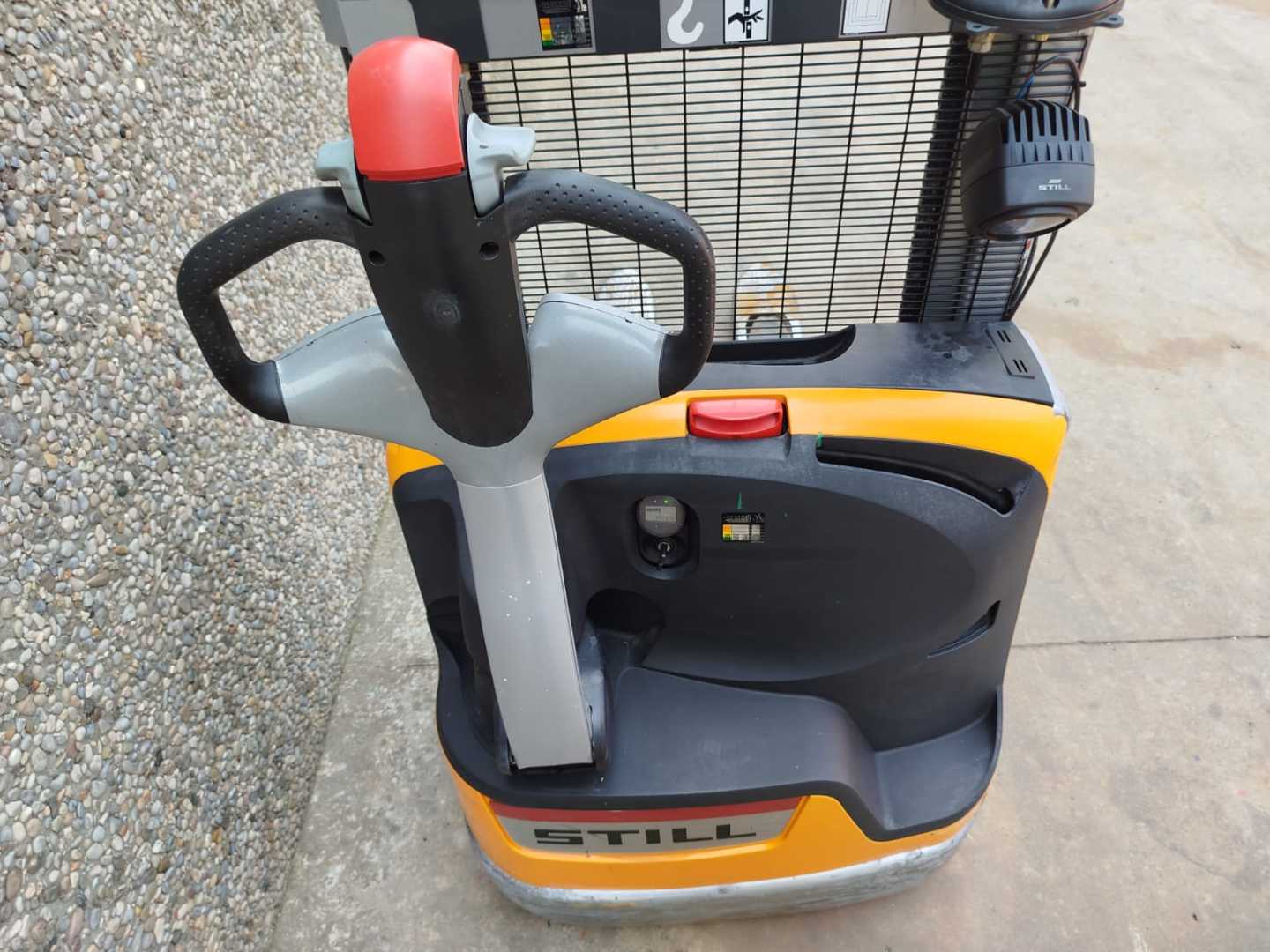 Used Forklift STILL EXV12 Balstdakšu krautņotājs ar dīseli (Image 4) Used Forklift STILL EXV12 Balstdakšu krautņotājs ar dīseli (Image 4)