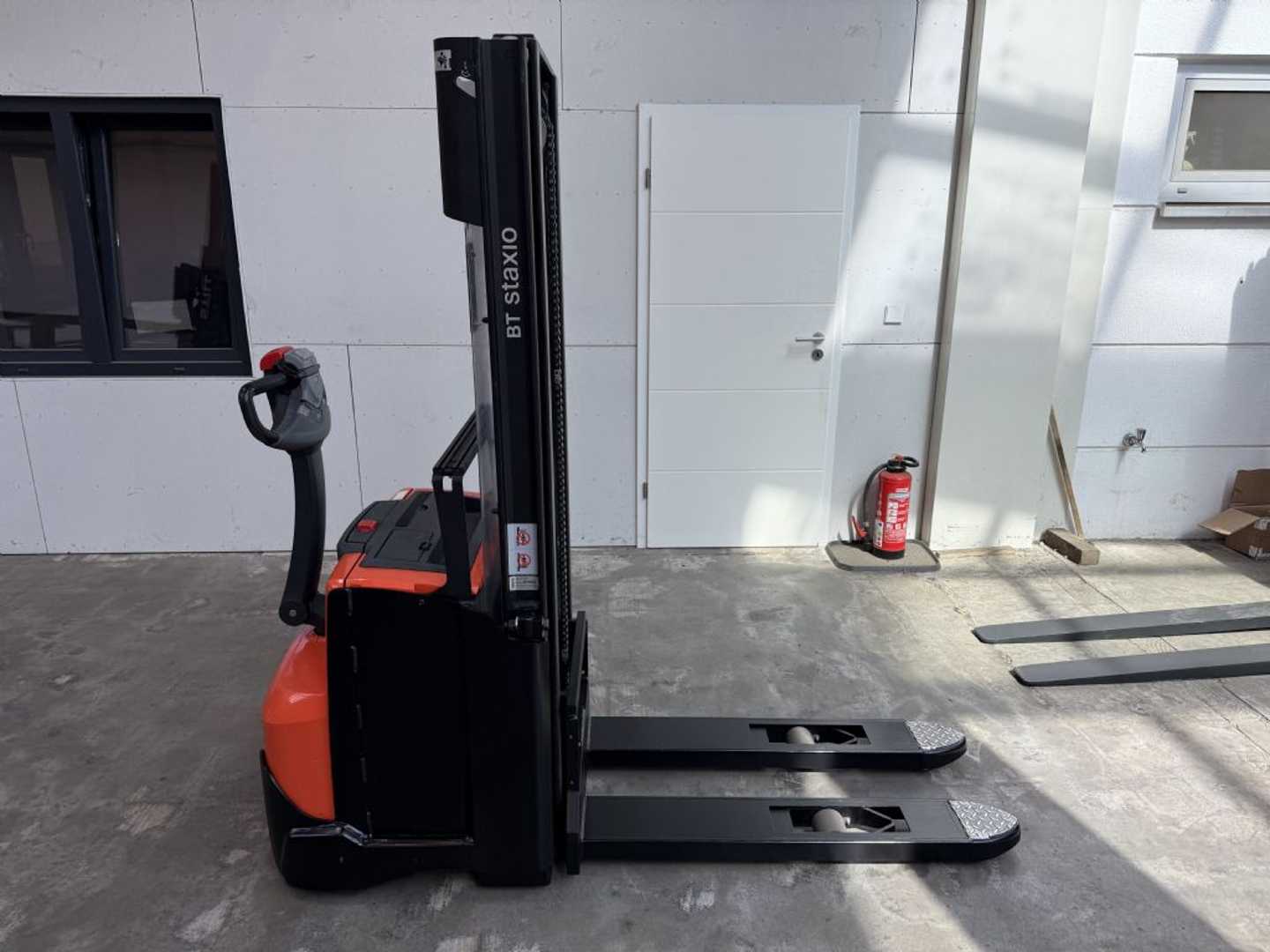 Used Forklift Toyota SWE 120 / 2150 Std. Balstdakšu krautņotājs ar dīseli (Image 2)