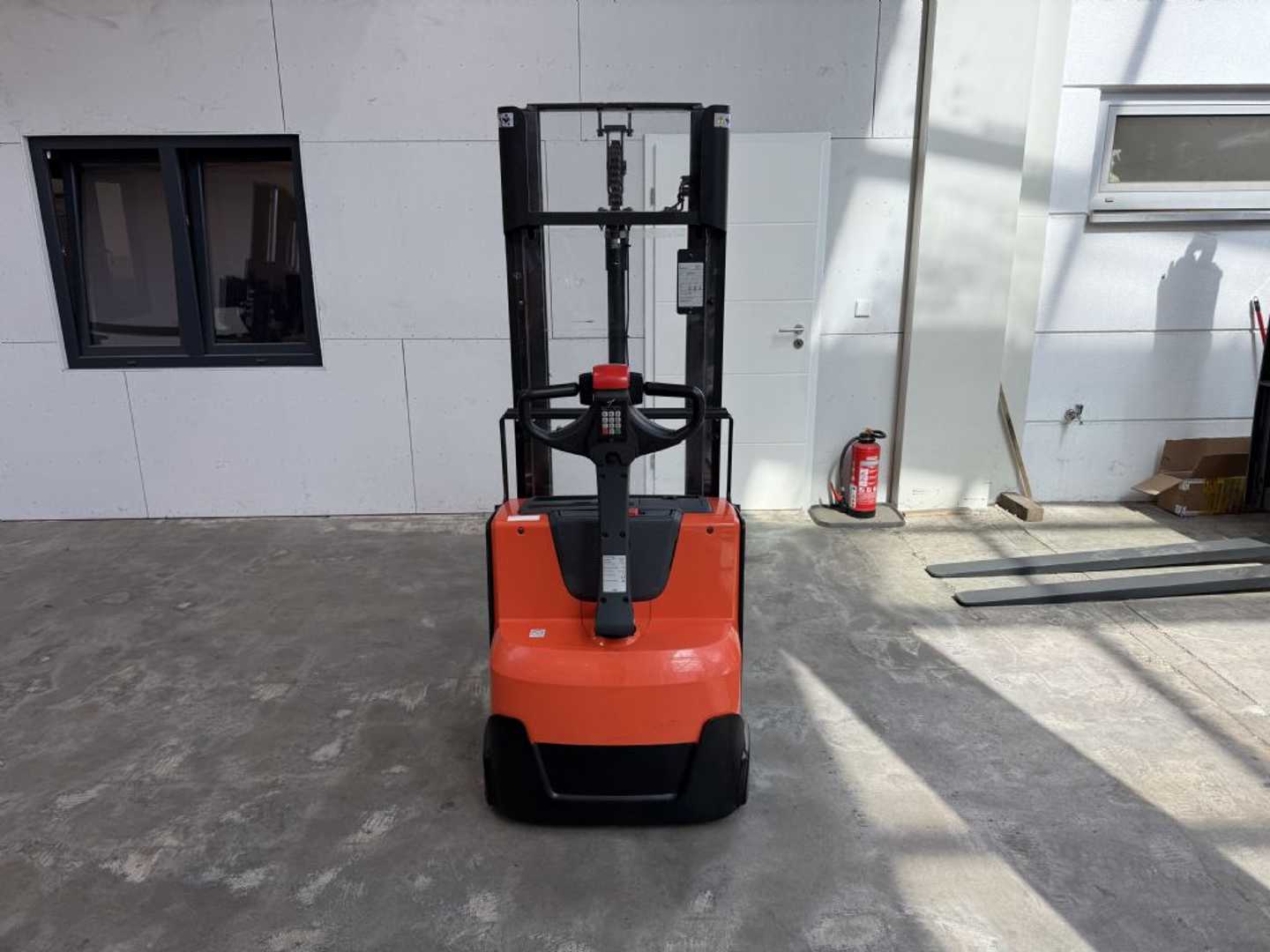 Used Forklift Toyota SWE 120 / 2150 Std. Balstdakšu krautņotājs ar dīseli (Image 4)