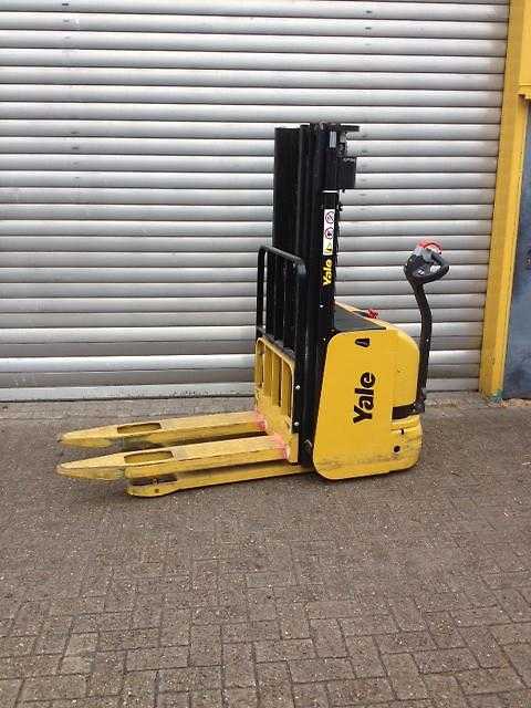 Used Forklift Yale MS 12 Balstdakšu krautņotājs ar dīseli (Image 2)