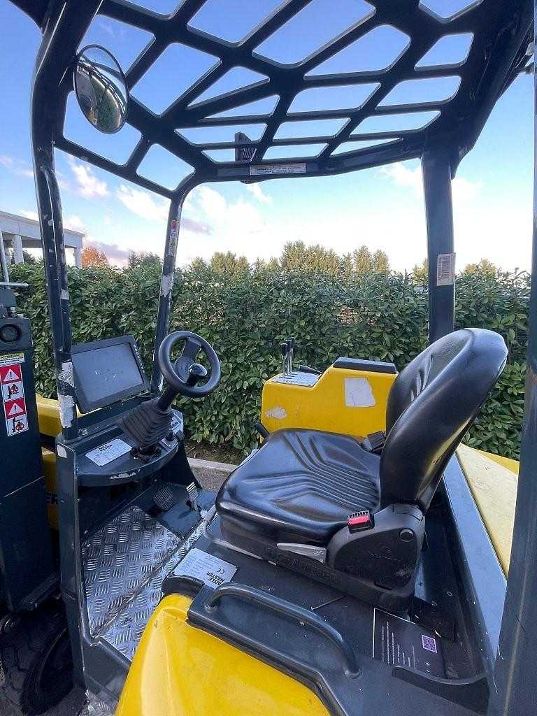 Used Forklift Aisle Master AM20SHE Bīdmasta iekrāvējs (Image 5) Used Forklift Aisle Master AM20SHE Bīdmasta iekrāvējs (Image 5)