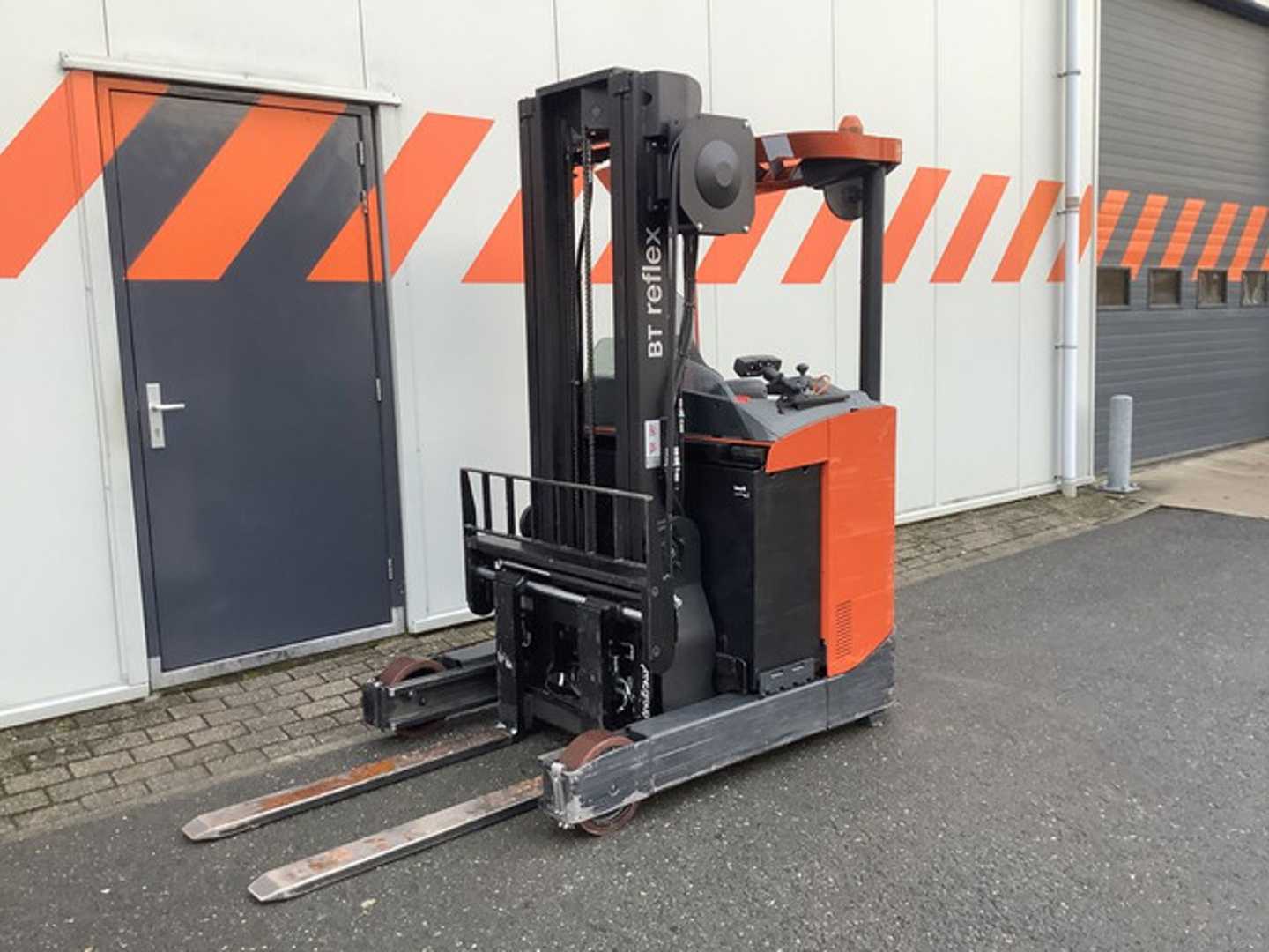 Used Forklift BT Toyota RRE160 Bīdmasta iekrāvējs (Image 1) Used Forklift BT Toyota RRE160 Bīdmasta iekrāvējs (Image 1)