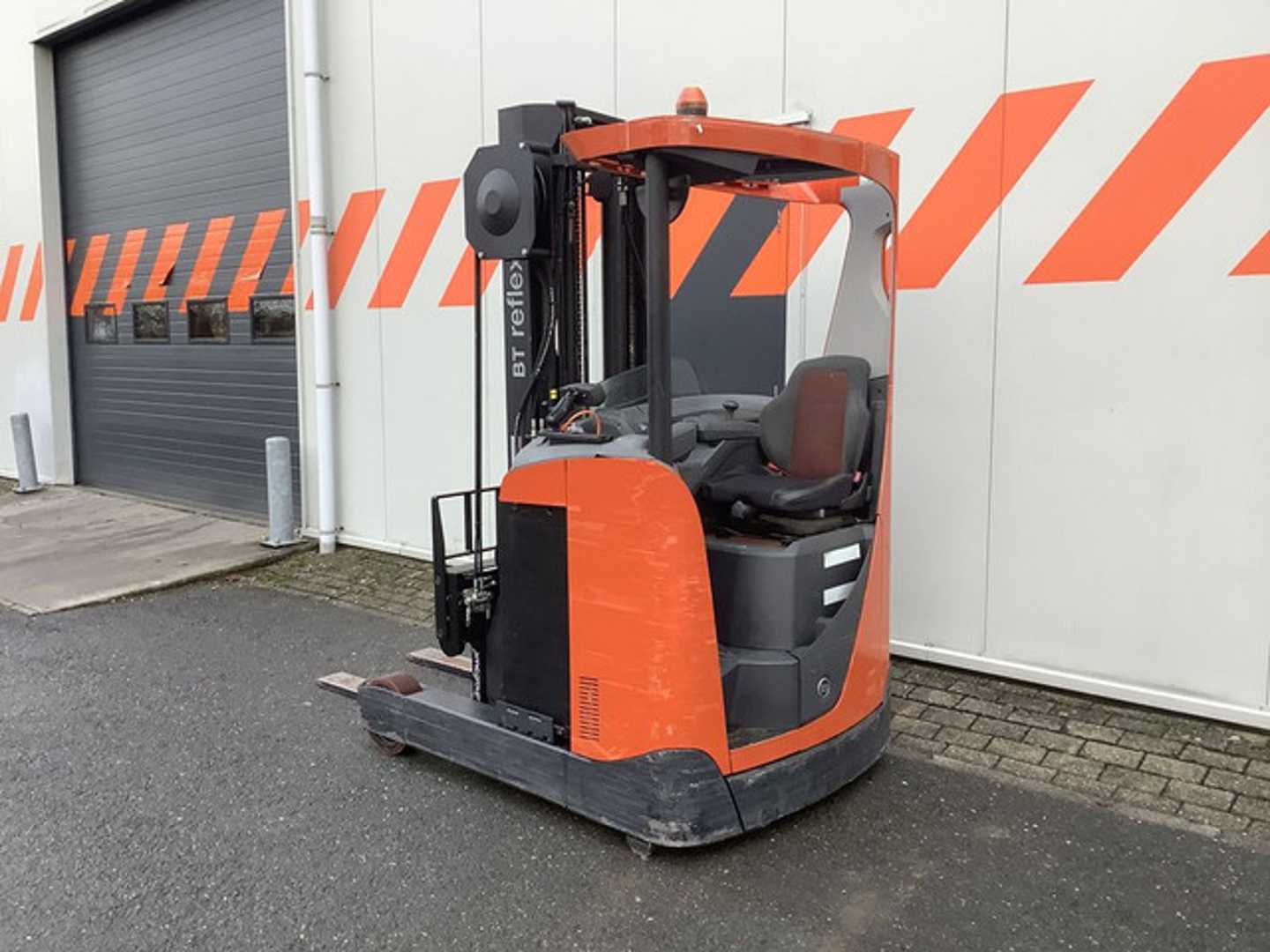 Used Forklift BT Toyota RRE160 Bīdmasta iekrāvējs (Image 2) Used Forklift BT Toyota RRE160 Bīdmasta iekrāvējs (Image 2)