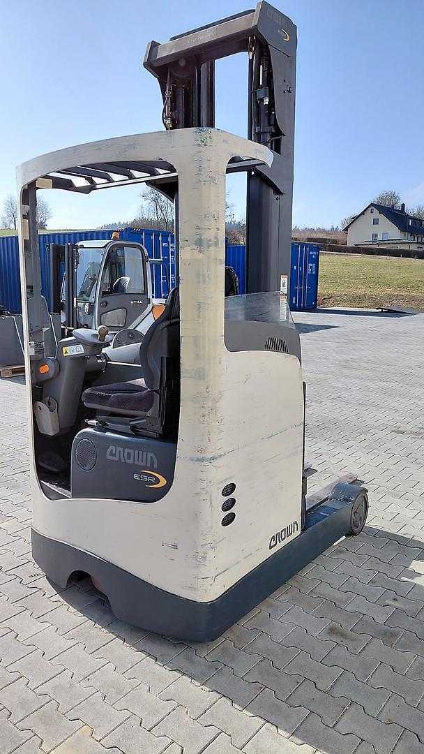 Used Forklift Crown ESR4500 Bīdmasta iekrāvējs (Image 6)
