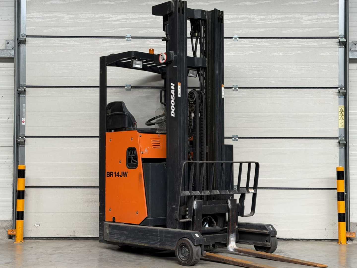 Used Forklift Doosan BR14JW Bīdmasta iekrāvējs (Image 1)