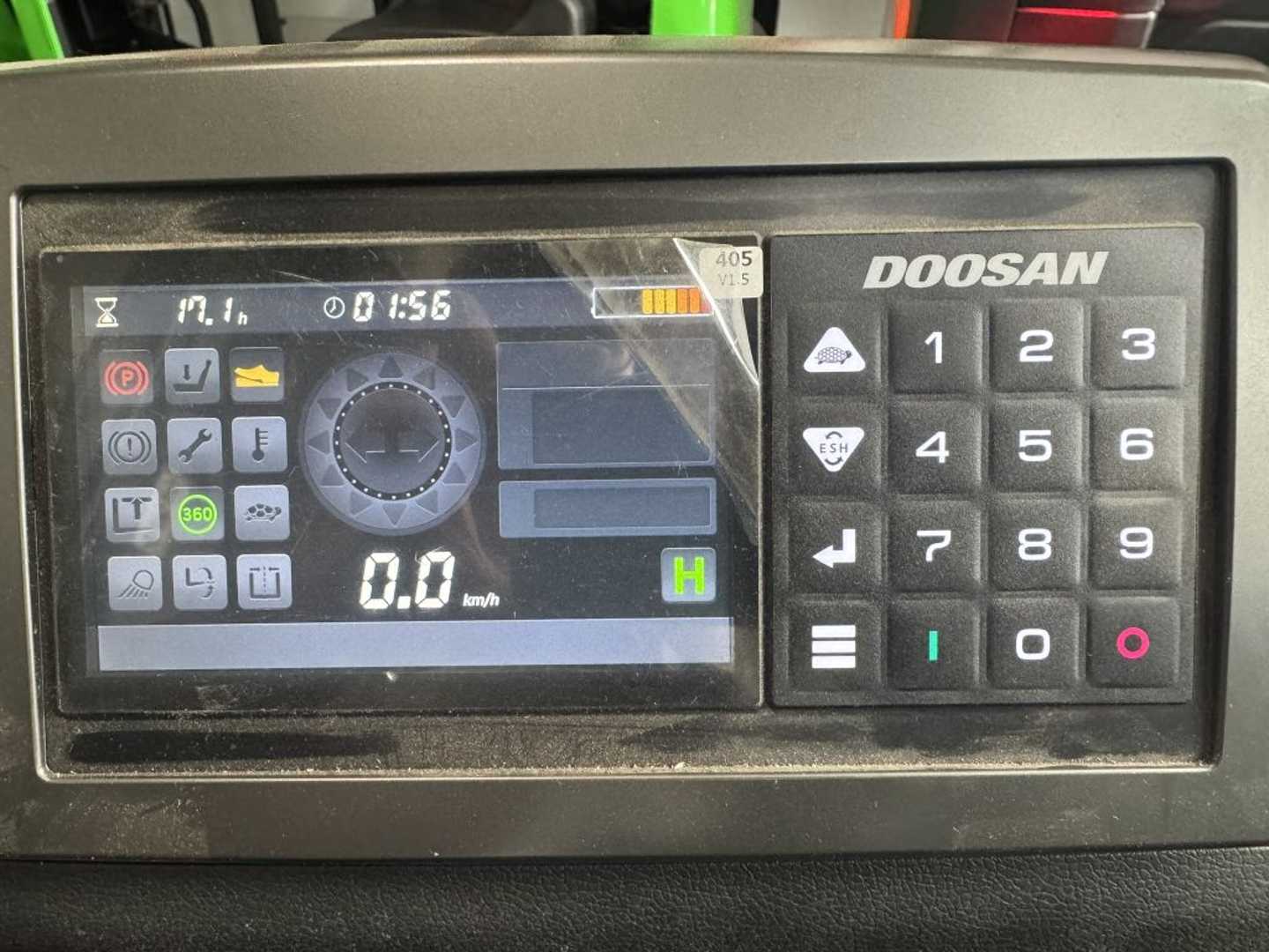 Used Forklift Doosan BR14JW-9 Bīdmasta iekrāvējs (Image 4) Used Forklift Doosan BR14JW-9 Bīdmasta iekrāvējs (Image 4)
