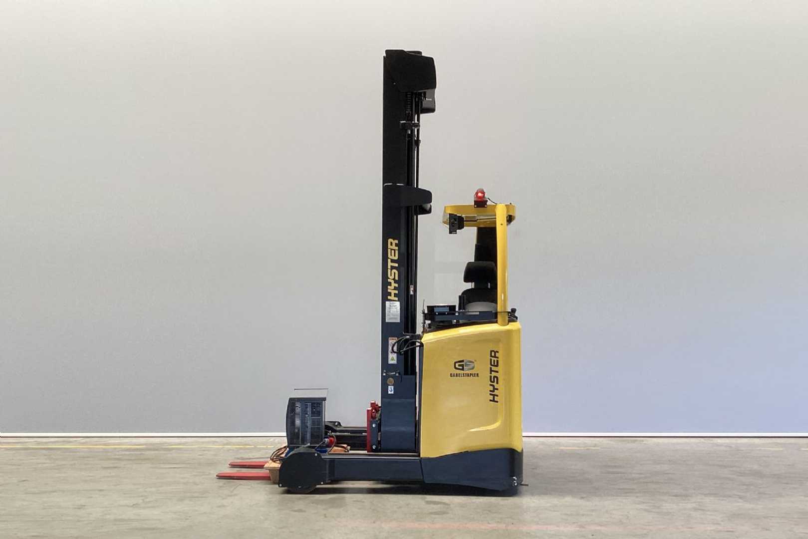 Used Forklift Hyster R1.6 Bīdmasta iekrāvējs (Image 2) Used Forklift Hyster R1.6 Bīdmasta iekrāvējs (Image 2)