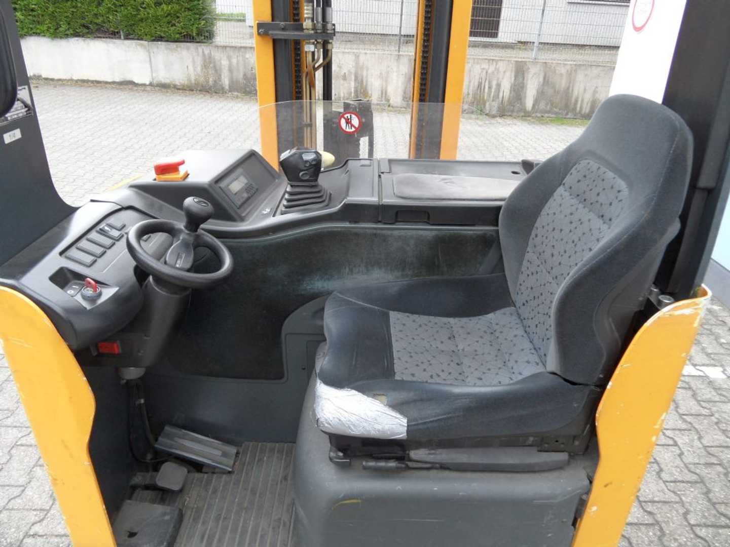 Used Forklift Jungheinrich ETV 216 - 5 m Triplex - Vorrangig für HÄNDLER! Bīdmasta iekrāvējs (Image 8) Used Forklift Jungheinrich ETV 216 - 5 m Triplex - Vorrangig für HÄNDLER! Bīdmasta iekrāvējs (Image 8)