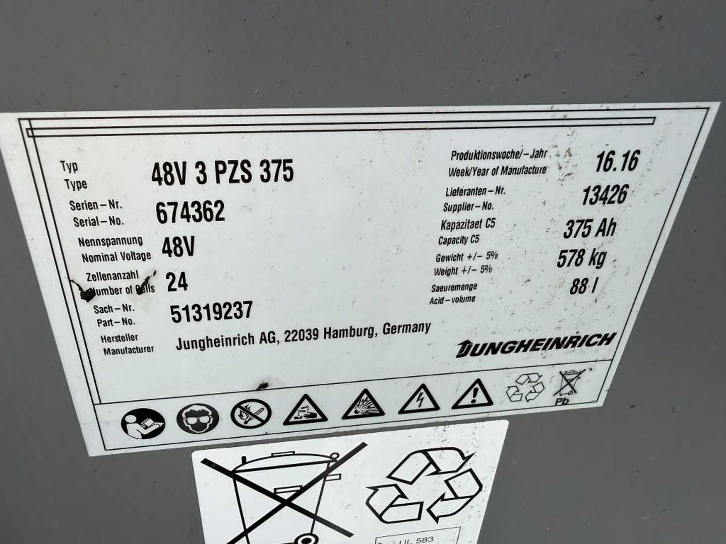 Used Forklift Jungheinrich ETV 10 Baujahr 1998 / Stunden 13582 Akku 2016 Bīdmasta iekrāvējs (Image 6) Used Forklift Jungheinrich ETV 10 Baujahr 1998 / Stunden 13582 Akku 2016 Bīdmasta iekrāvējs (Image 6)