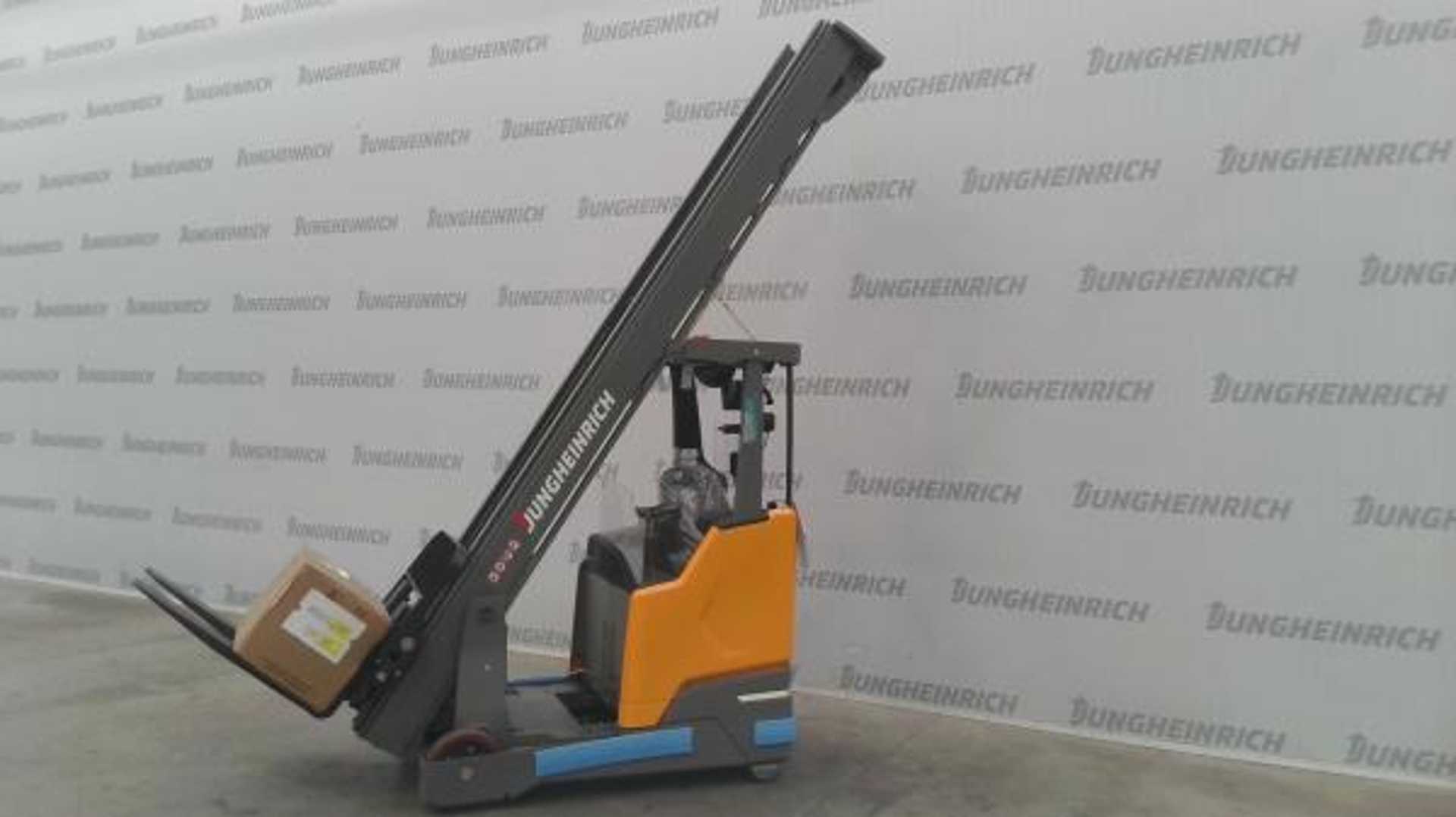 Used Forklift Jungheinrich ETV 320i SP DL ZVG 100-1112DZ Bīdmasta iekrāvējs (Image 2) Used Forklift Jungheinrich ETV 320i SP DL ZVG 100-1112DZ Bīdmasta iekrāvējs (Image 2)