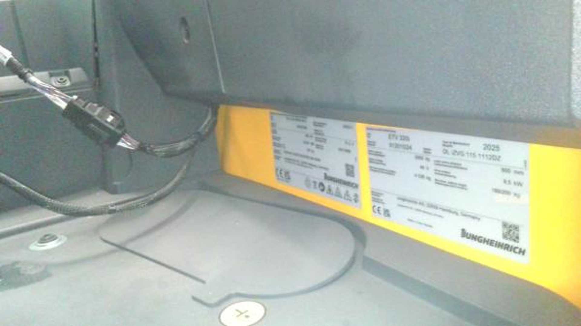Used Forklift Jungheinrich ETV 320i SP DL ZVG 100-1112DZ Bīdmasta iekrāvējs (Image 4) Used Forklift Jungheinrich ETV 320i SP DL ZVG 100-1112DZ Bīdmasta iekrāvējs (Image 4)