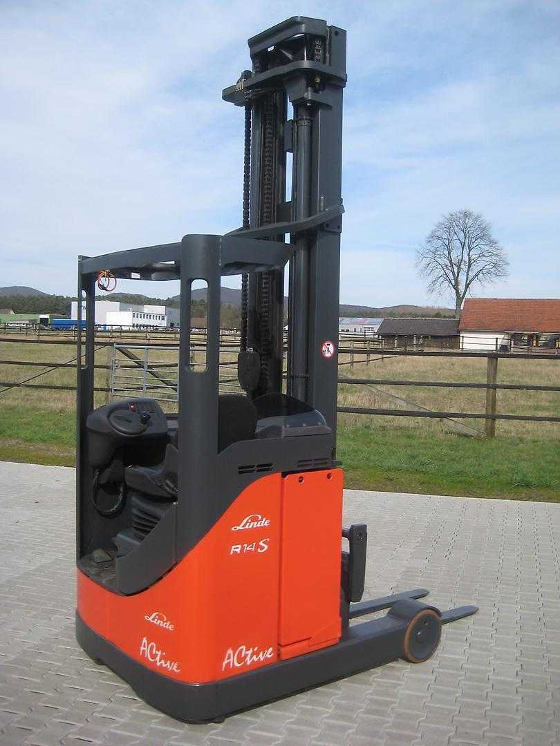 Used Forklift Linde R14S Bīdmasta iekrāvējs (Image 1) Used Forklift Linde R14S Bīdmasta iekrāvējs (Image 1)