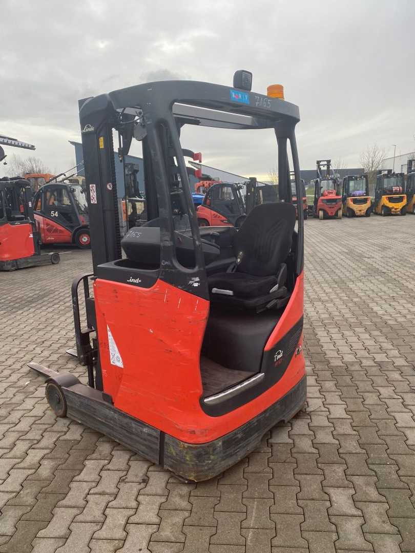 Used Forklift Linde R 10 B/1120 Bīdmasta iekrāvējs (Image 3) Used Forklift Linde R 10 B/1120 Bīdmasta iekrāvējs (Image 3)