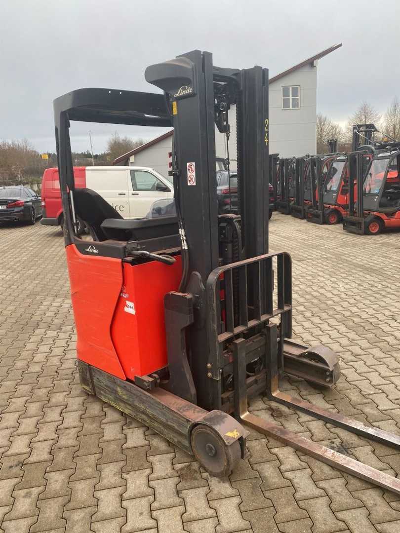 Used Forklift Linde R 10 B/1120 Bīdmasta iekrāvējs (Image 2) Used Forklift Linde R 10 B/1120 Bīdmasta iekrāvējs (Image 2)