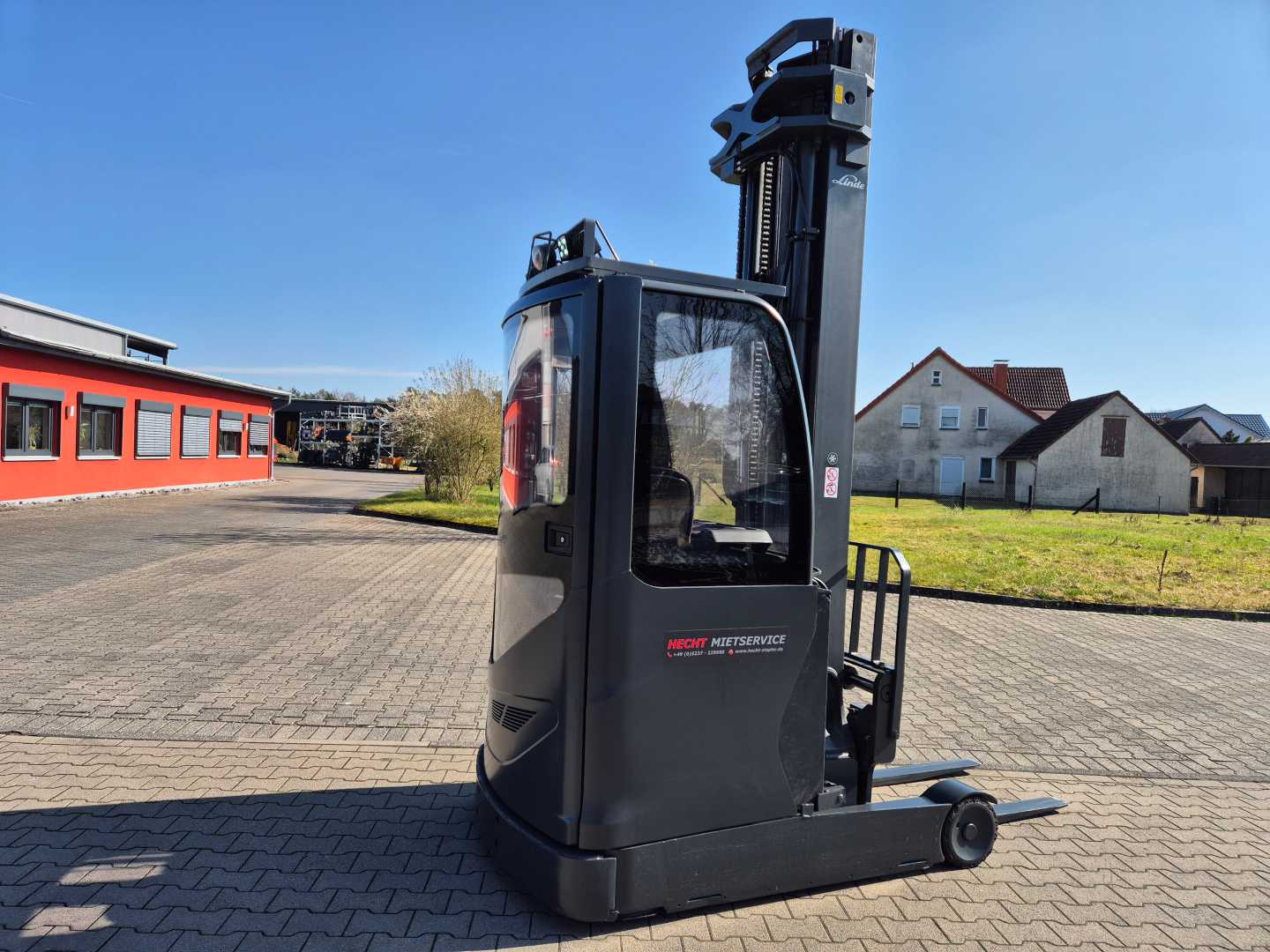 Used Forklift Linde R16HD 2023er Batterie + Vollkabine Bīdmasta iekrāvējs (Image 4) Used Forklift Linde R16HD 2023er Batterie + Vollkabine Bīdmasta iekrāvējs (Image 4)