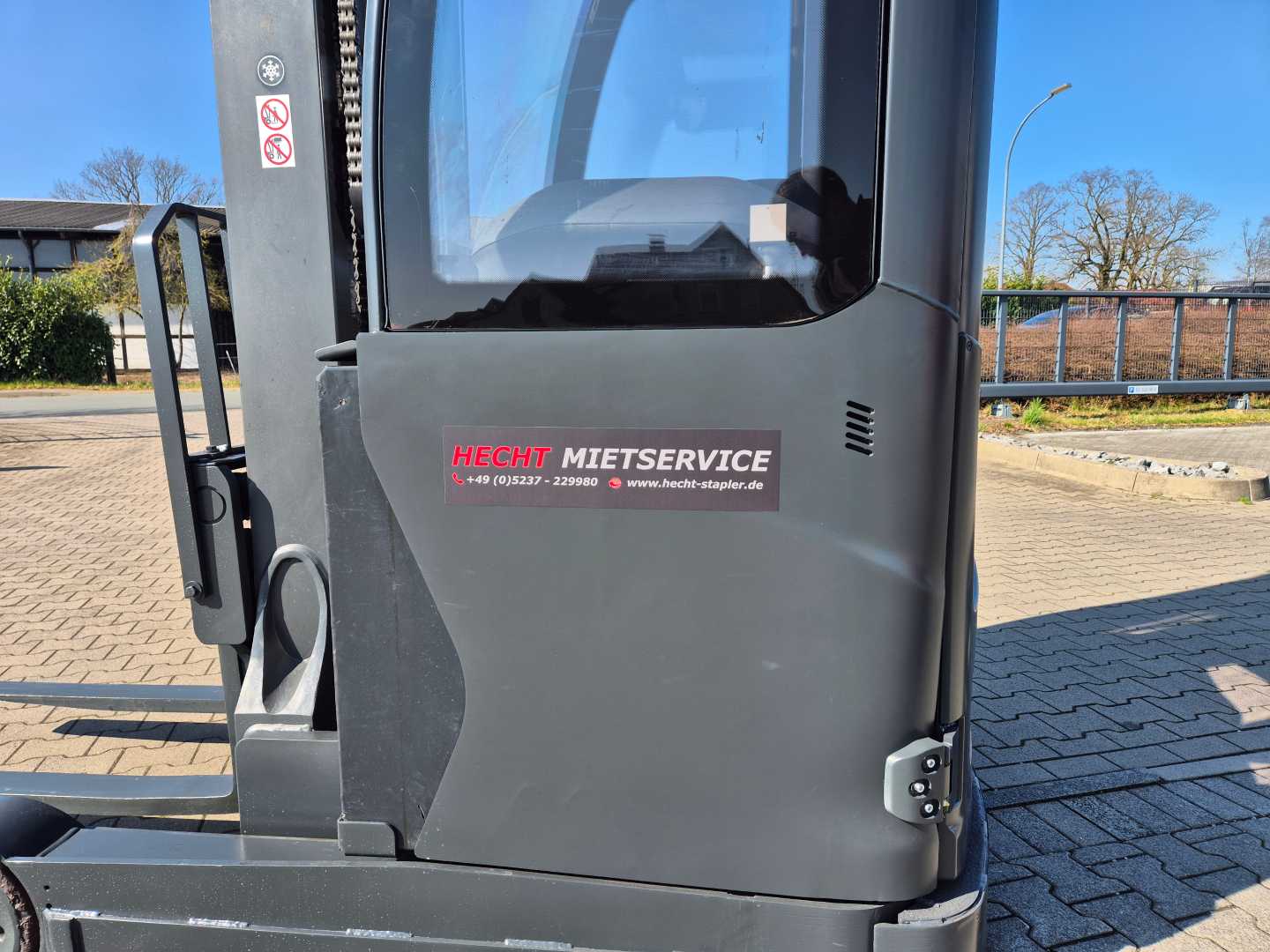 Used Forklift Linde R16HD 2023er Batterie + Vollkabine Bīdmasta iekrāvējs (Image 11) Used Forklift Linde R16HD 2023er Batterie + Vollkabine Bīdmasta iekrāvējs (Image 11)