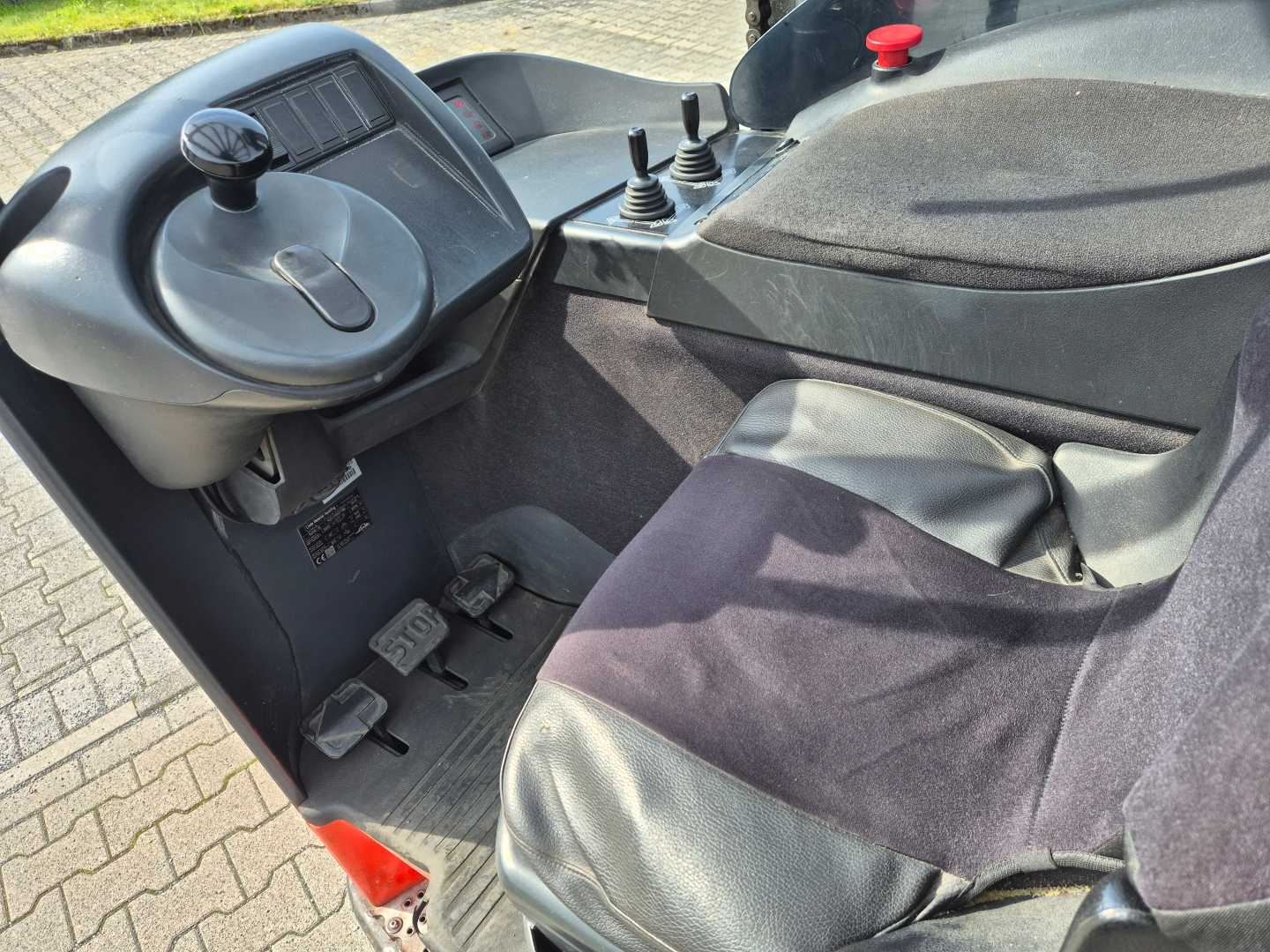 Used Forklift Linde R20G-12 / 85% Battery Bīdmasta iekrāvējs (Image 9) Used Forklift Linde R20G-12 / 85% Battery Bīdmasta iekrāvējs (Image 9)