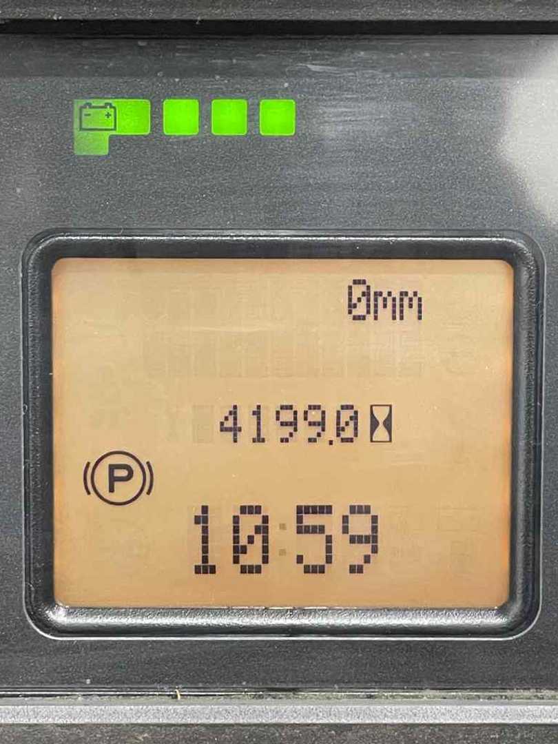 Used Forklift Linde R10B-01-1120 Bīdmasta iekrāvējs (Image 9) Used Forklift Linde R10B-01-1120 Bīdmasta iekrāvējs (Image 9)