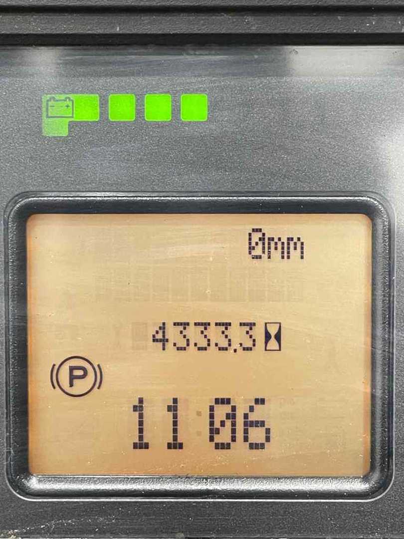 Used Forklift Linde R10B-01-1120 Bīdmasta iekrāvējs (Image 9) Used Forklift Linde R10B-01-1120 Bīdmasta iekrāvējs (Image 9)