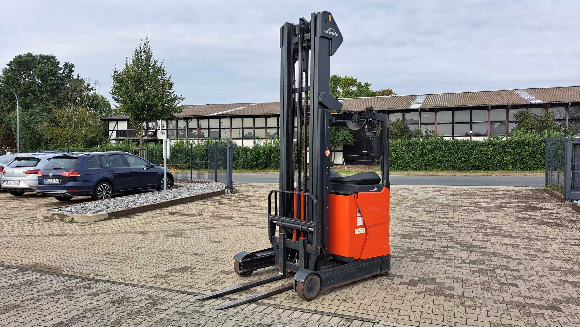 Used Forklift Linde R14 Bīdmasta iekrāvējs (Image 15) Used Forklift Linde R14 Bīdmasta iekrāvējs (Image 15)