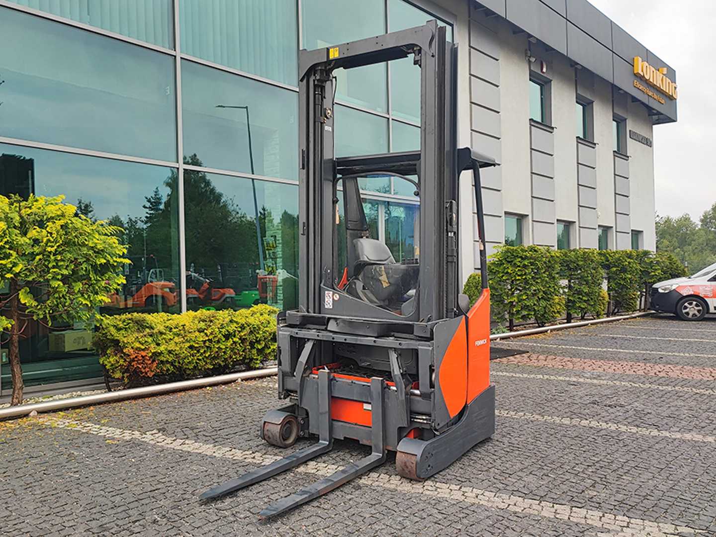 Used Forklift Linde R14X-03 Bīdmasta iekrāvējs (Image 11) Used Forklift Linde R14X-03 Bīdmasta iekrāvējs (Image 11)