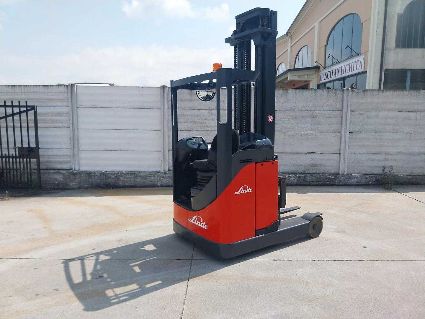 Used Forklift Linde R 16 Bīdmasta iekrāvējs (Image 4) Used Forklift Linde R 16 Bīdmasta iekrāvējs (Image 4)