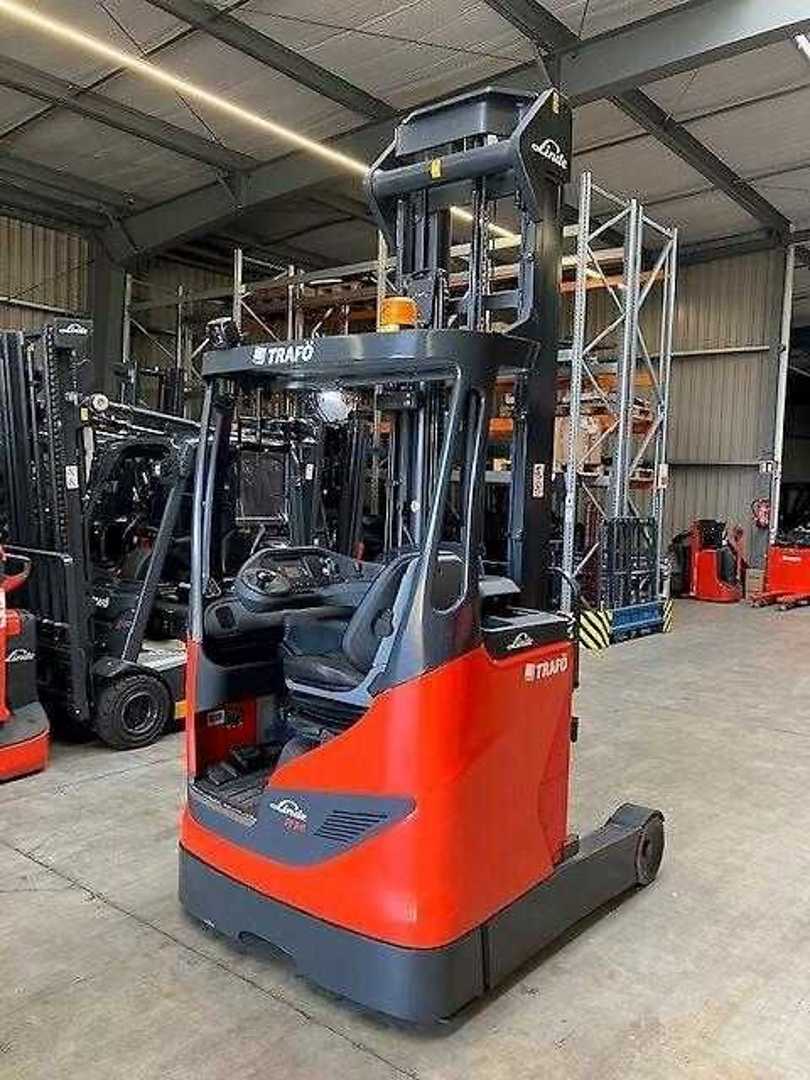 Used Forklift Linde R14 Bīdmasta iekrāvējs (Image 1) Used Forklift Linde R14 Bīdmasta iekrāvējs (Image 1)