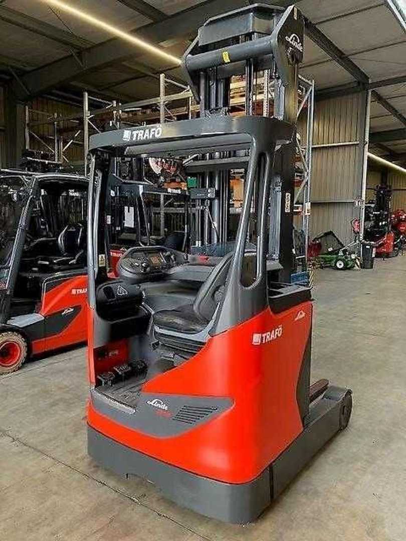 Used Forklift Linde R14 Bīdmasta iekrāvējs (Image 1) Used Forklift Linde R14 Bīdmasta iekrāvējs (Image 1)