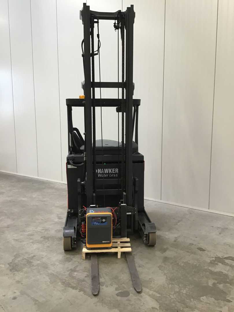 Used Forklift Linde R10B Bīdmasta iekrāvējs (Image 3)