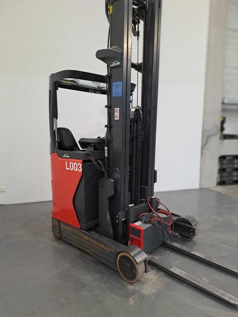 Used Forklift Linde R10B Bīdmasta iekrāvējs (Image 1)