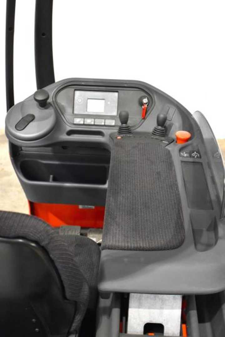 Used Forklift Linde R 10 B 1120-01 Bīdmasta iekrāvējs (Image 4) Used Forklift Linde R 10 B 1120-01 Bīdmasta iekrāvējs (Image 4)
