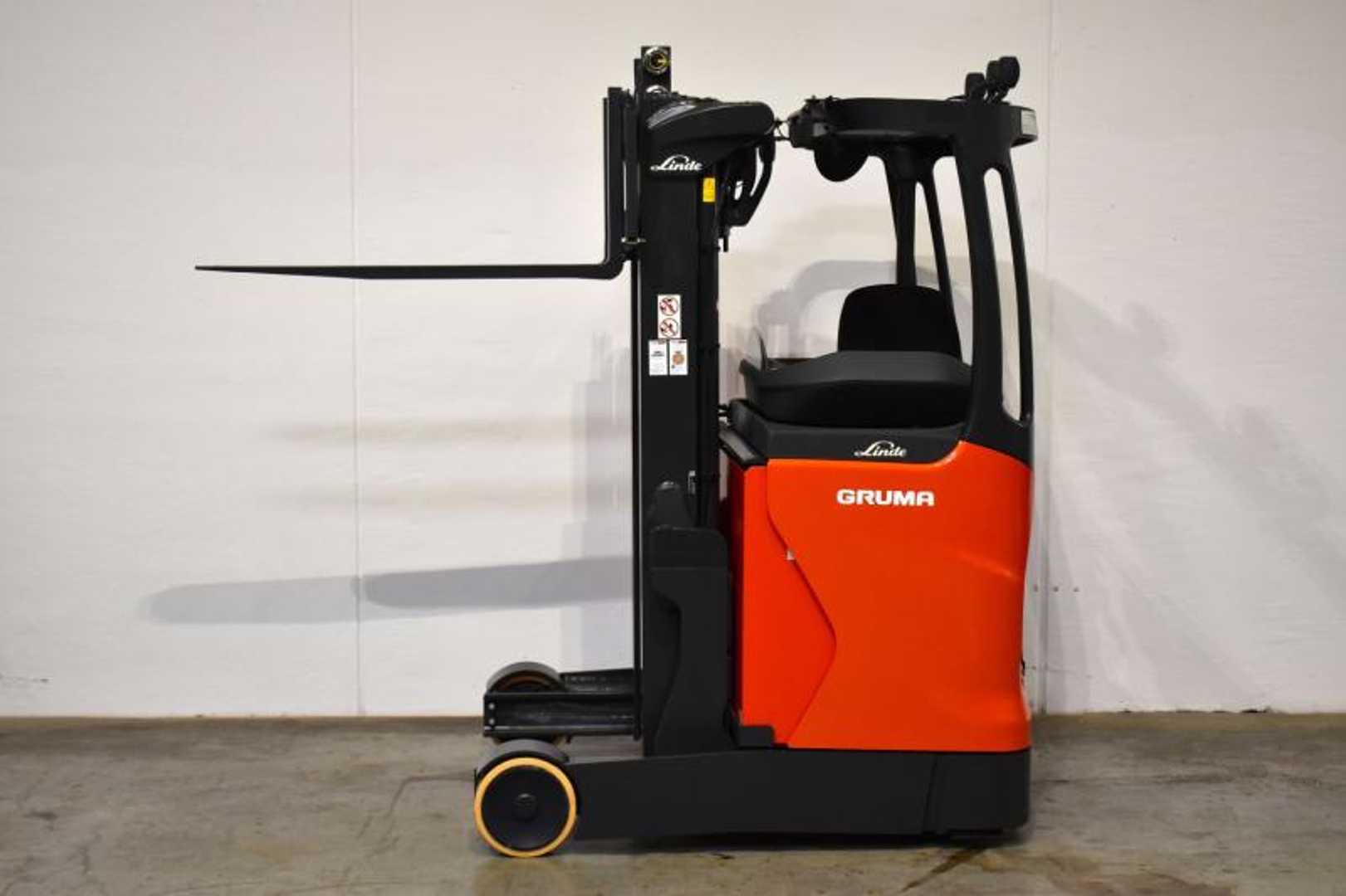 Used Forklift Linde R 10 B 1120-01 Bīdmasta iekrāvējs (Image 5) Used Forklift Linde R 10 B 1120-01 Bīdmasta iekrāvējs (Image 5)