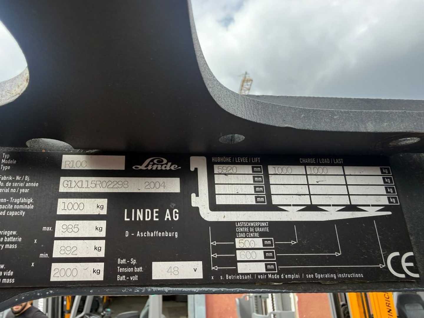 Used Forklift Linde R 10 Baujahr 2004/ HH 5920 Akku 2022 Bīdmasta iekrāvējs (Image 6) Used Forklift Linde R 10 Baujahr 2004/ HH 5920 Akku 2022 Bīdmasta iekrāvējs (Image 6)