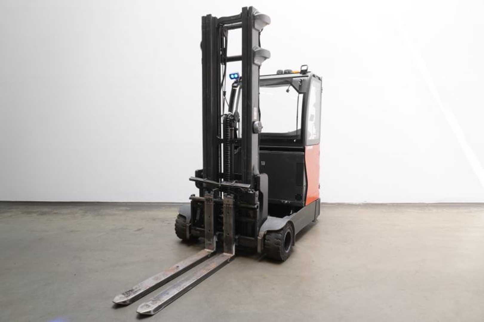 Used Forklift Linde R 20 G ION 1120 Bīdmasta iekrāvējs (Image 2) Used Forklift Linde R 20 G ION 1120 Bīdmasta iekrāvējs (Image 2)