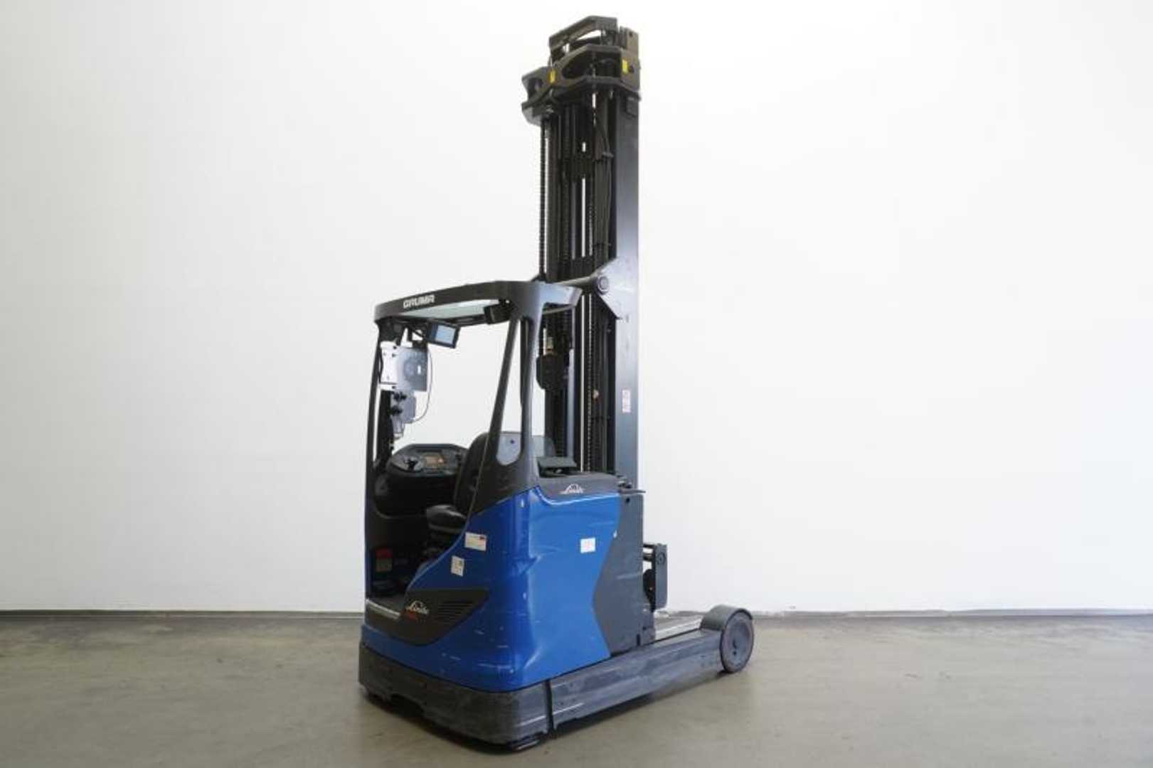 Used Forklift Linde R 20 HD 1120 Bīdmasta iekrāvējs (Image 1)