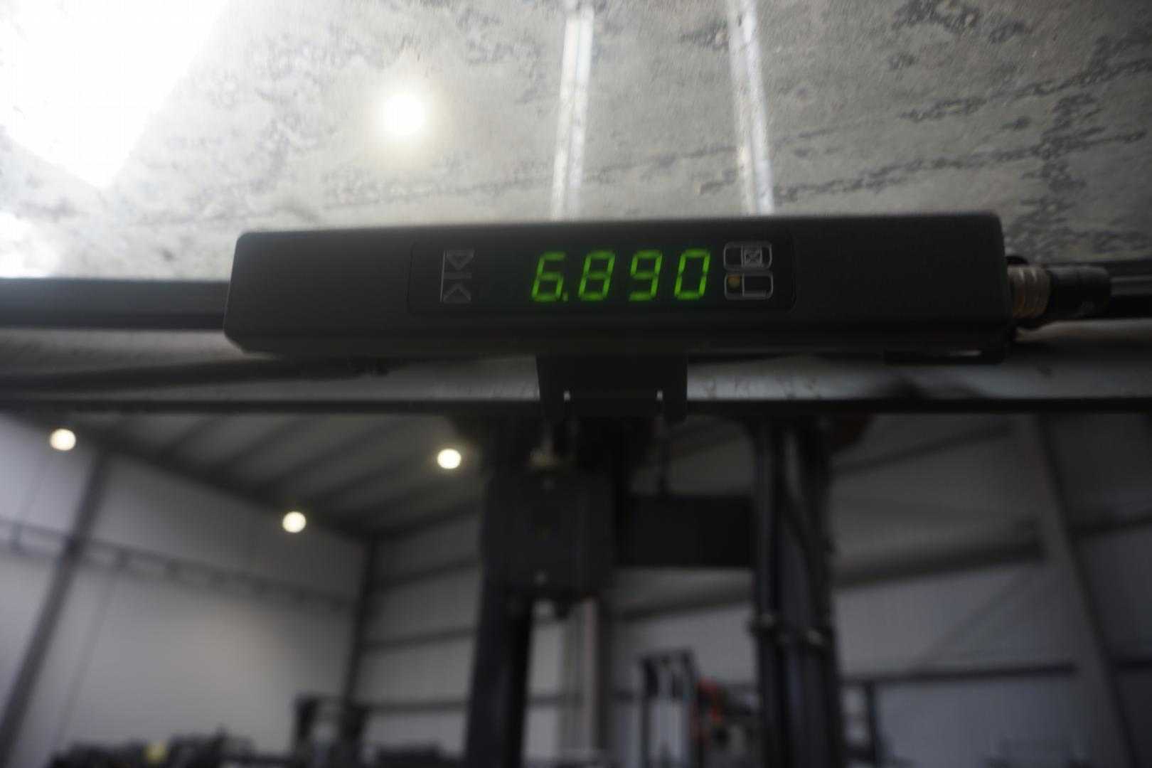 Used Forklift Linde R 20HD-01 - Nur 2.092 Stunden Bīdmasta iekrāvējs (Image 10) Used Forklift Linde R 20HD-01 - Nur 2.092 Stunden Bīdmasta iekrāvējs (Image 10)