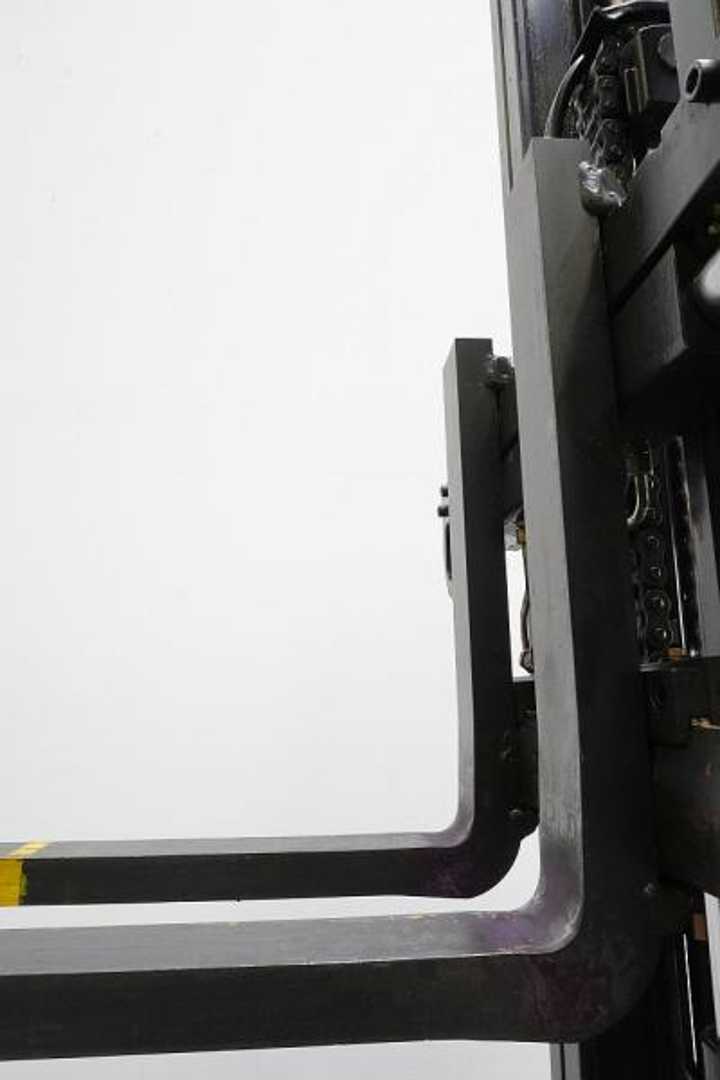 Used Forklift Linde R 12 C 115 Bīdmasta iekrāvējs (Image 6)