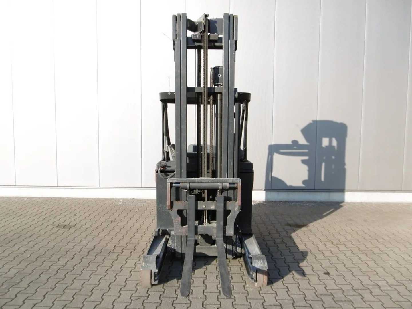 Used Forklift Linde R 14 - 01 Bīdmasta iekrāvējs (Image 8)