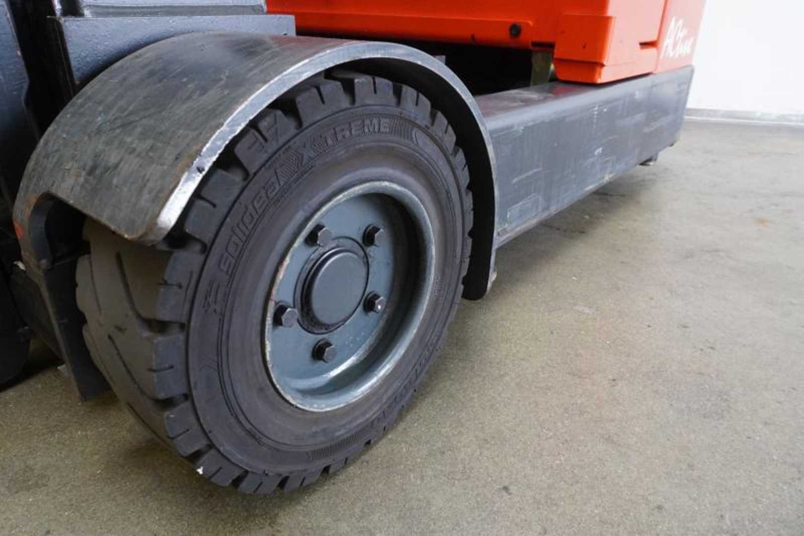 Used Forklift Linde R 14 G 115-12 Bīdmasta iekrāvējs (Image 7) Used Forklift Linde R 14 G 115-12 Bīdmasta iekrāvējs (Image 7)