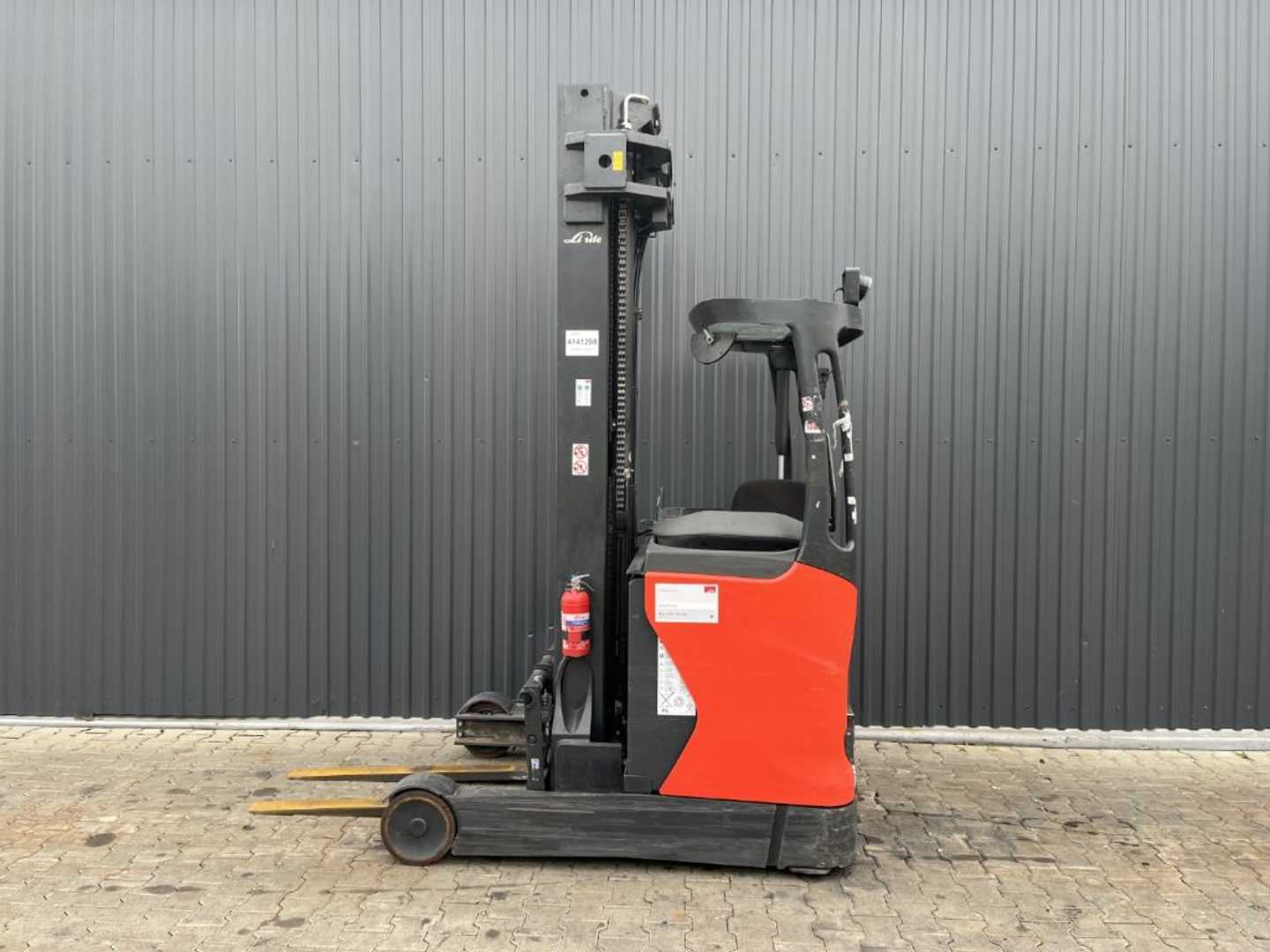 Used Forklift Linde R16HD-01 Bīdmasta iekrāvējs (Image 2) Used Forklift Linde R16HD-01 Bīdmasta iekrāvējs (Image 2)